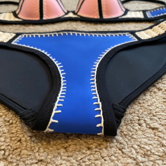 Triangl bikini XS top/S bottom - Picture 2 of 8